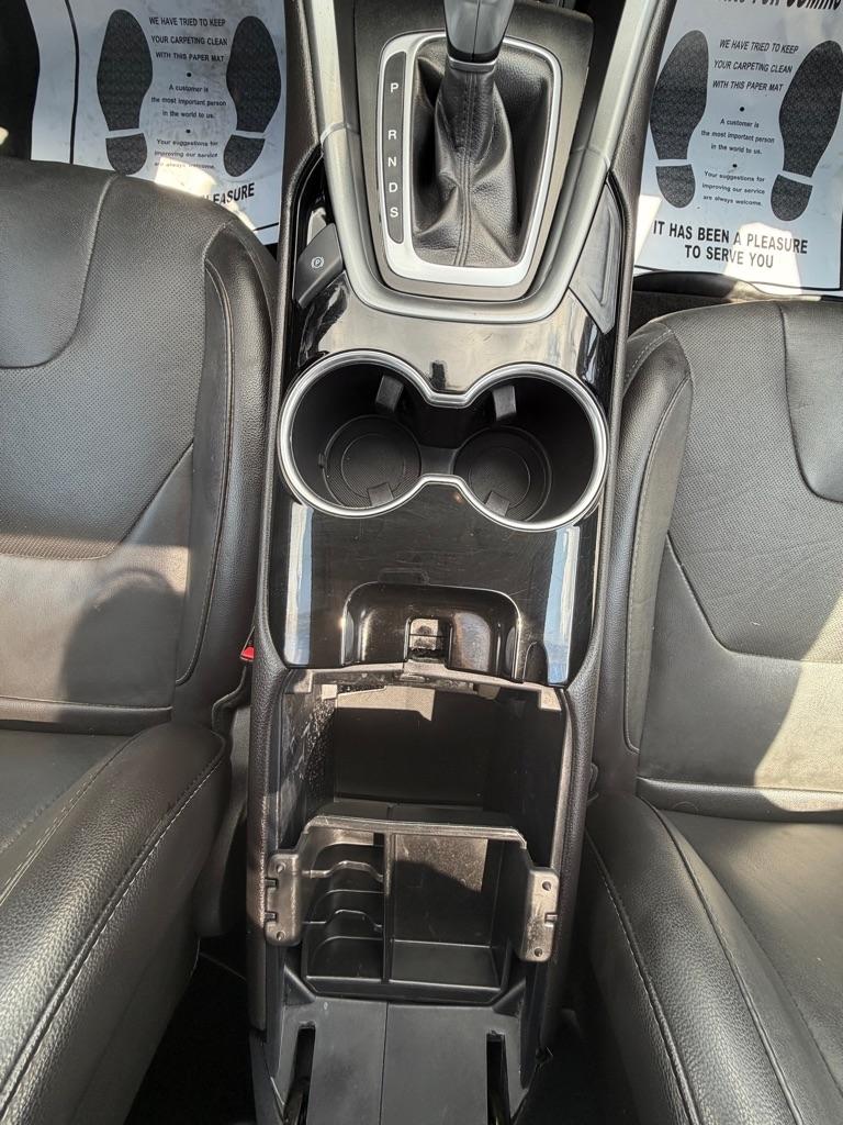 Ford Fusion 4dr Sdn Titanium FWD 2015