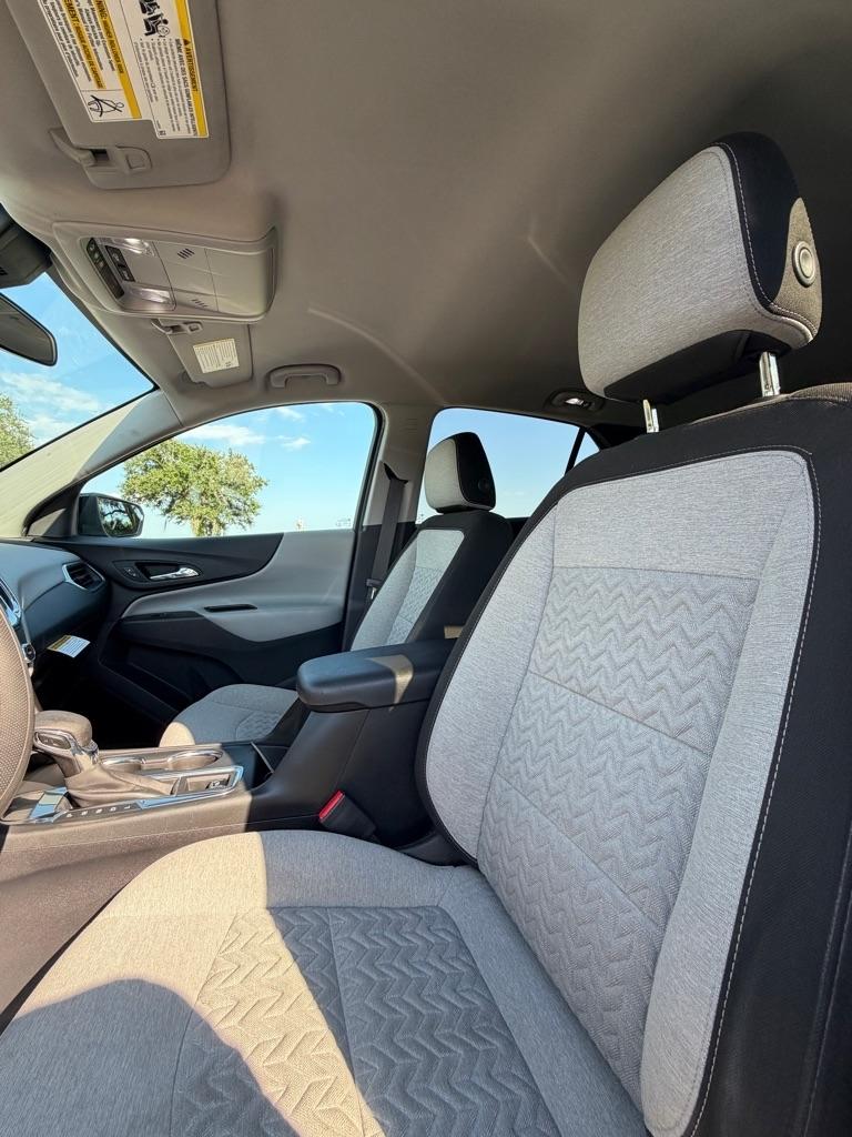 Chevrolet Equinox FWD 4dr LS w/1LS 2023