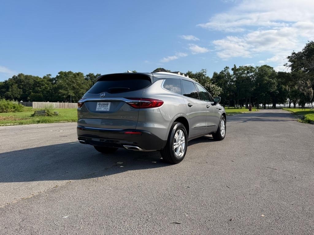 Buick Enclave FWD 4dr Essence 2018
