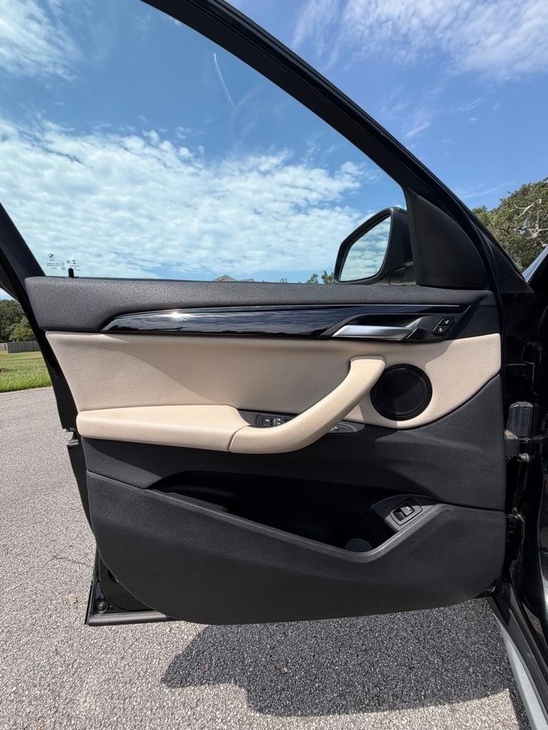 BMW X1 sDrive28i Sports Activity Vehicle 2021