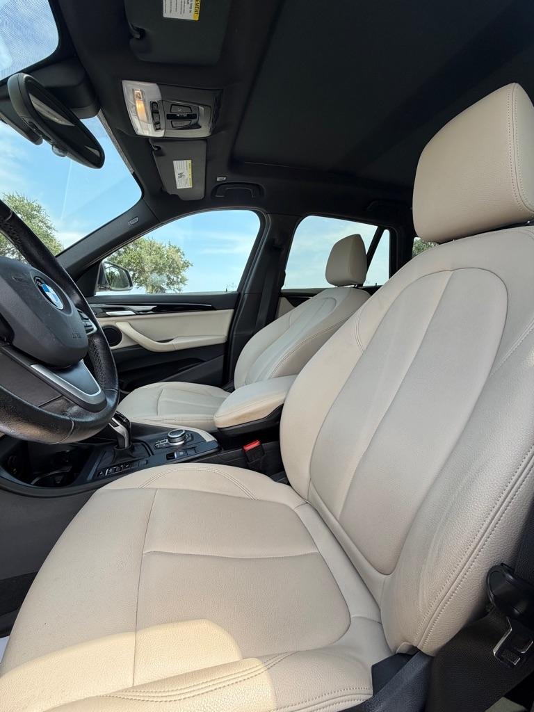 BMW X1 sDrive28i Sports Activity Vehicle 2021