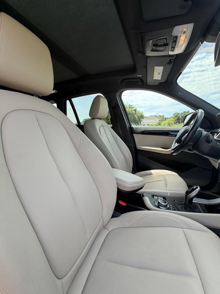BMW X1 sDrive28i Sports Activity Vehicle 2021
