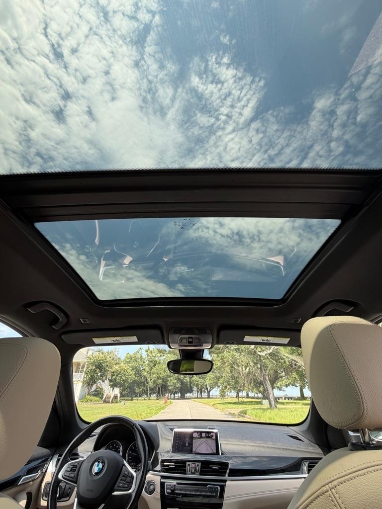 BMW X1 sDrive28i Sports Activity Vehicle 2021