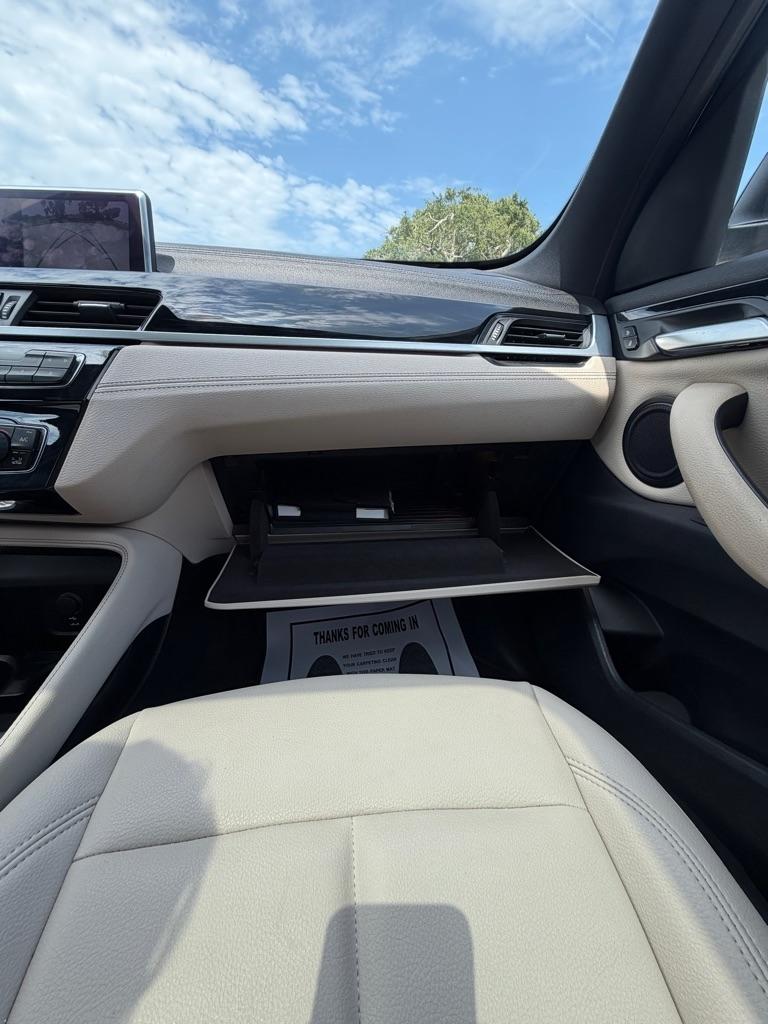BMW X1 sDrive28i Sports Activity Vehicle 2021