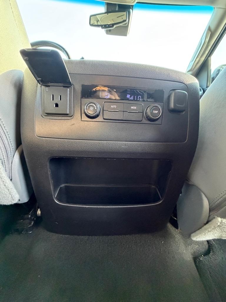 Chevrolet Tahoe 2WD 4dr LT 2016