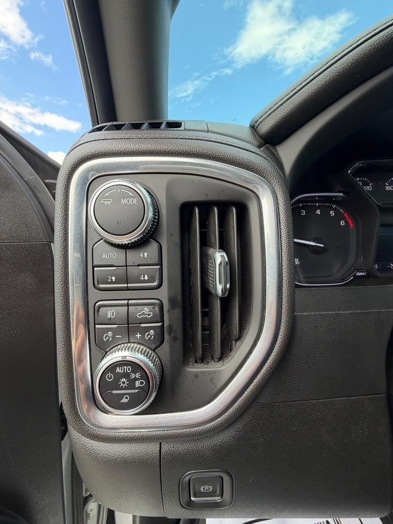 GMC Sierra 1500 4WD Crew Cab 147" SLT 2021