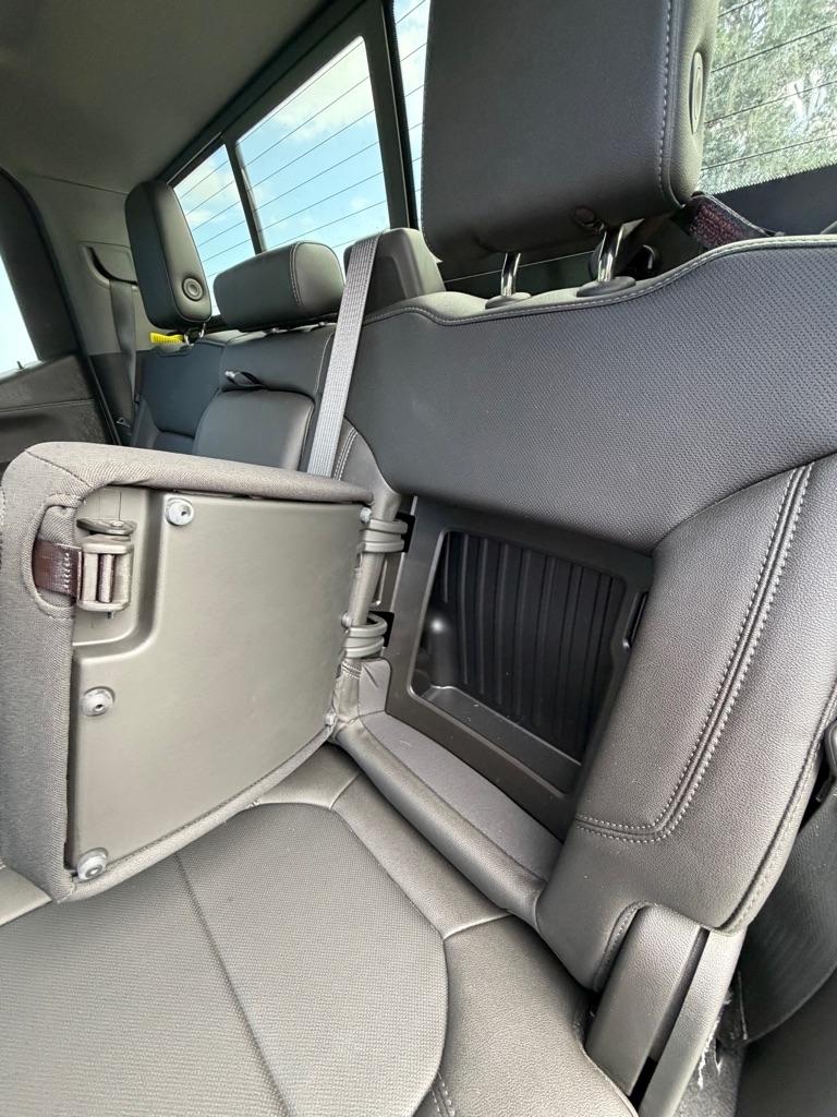 GMC Sierra 1500 4WD Crew Cab 147" SLT 2021