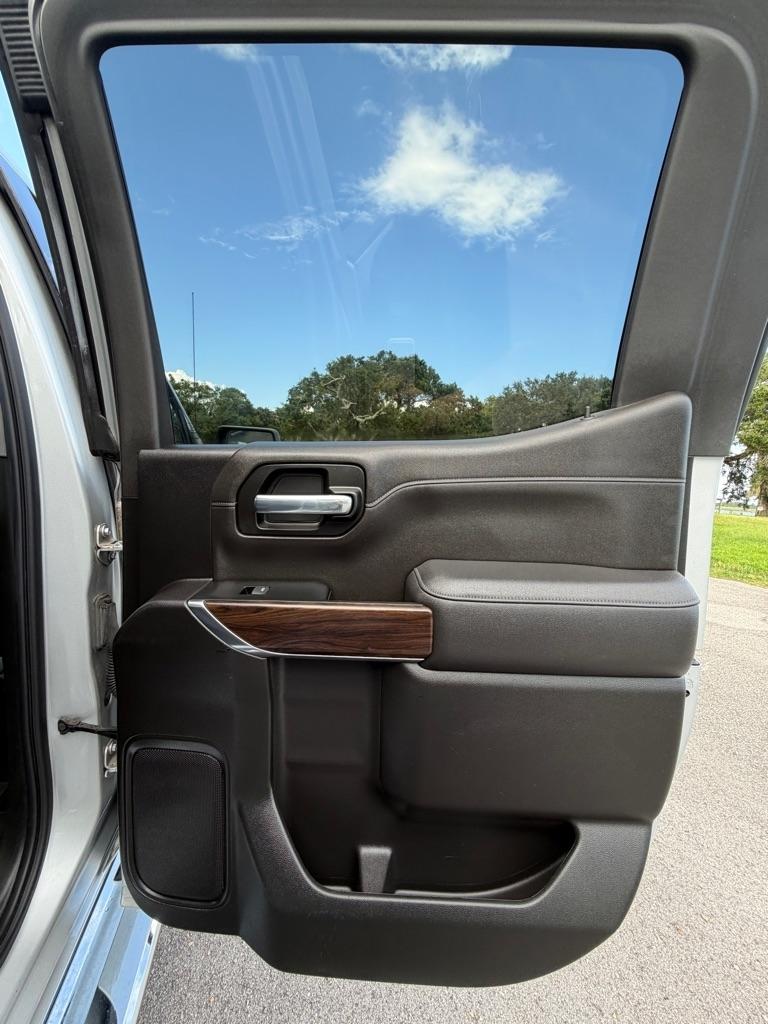 GMC Sierra 1500 4WD Crew Cab 147" SLT 2021