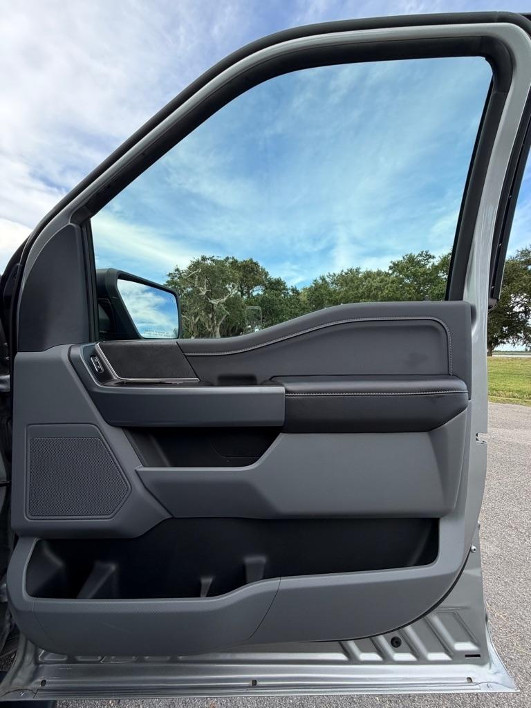 Ford F-150 XLT 2WD SuperCrew 5.5' Box 2024