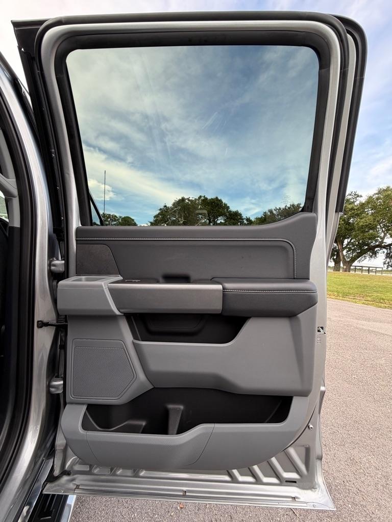 Ford F-150 XLT 2WD SuperCrew 5.5' Box 2024