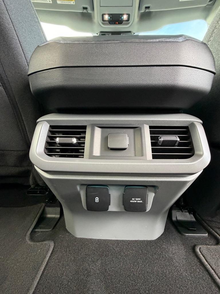 Ford F-150 XLT 2WD SuperCrew 5.5' Box 2024