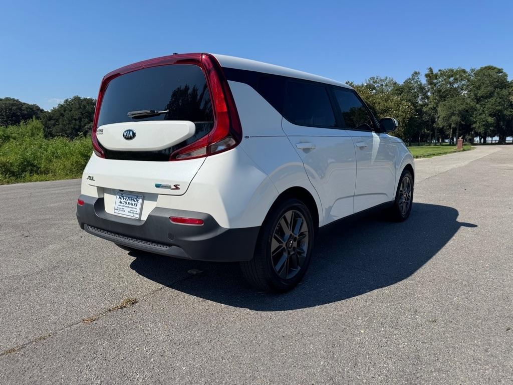 Kia Soul S IVT 2021