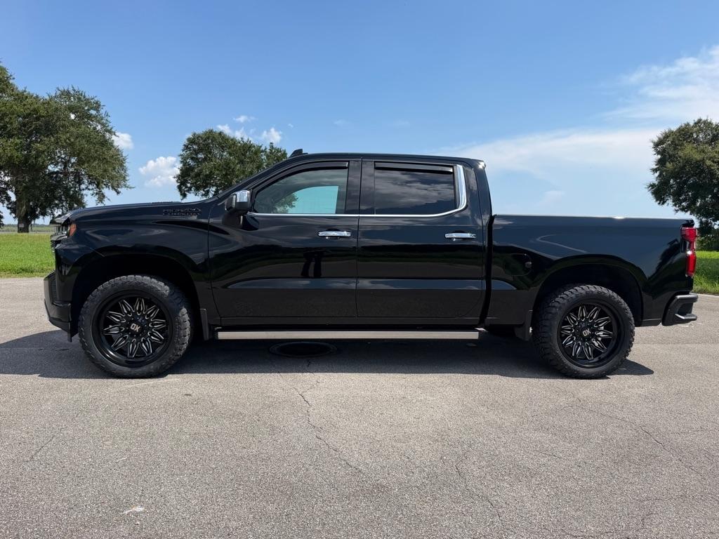 Chevrolet Silverado 1500 4WD Crew Cab 147" High Country 2022