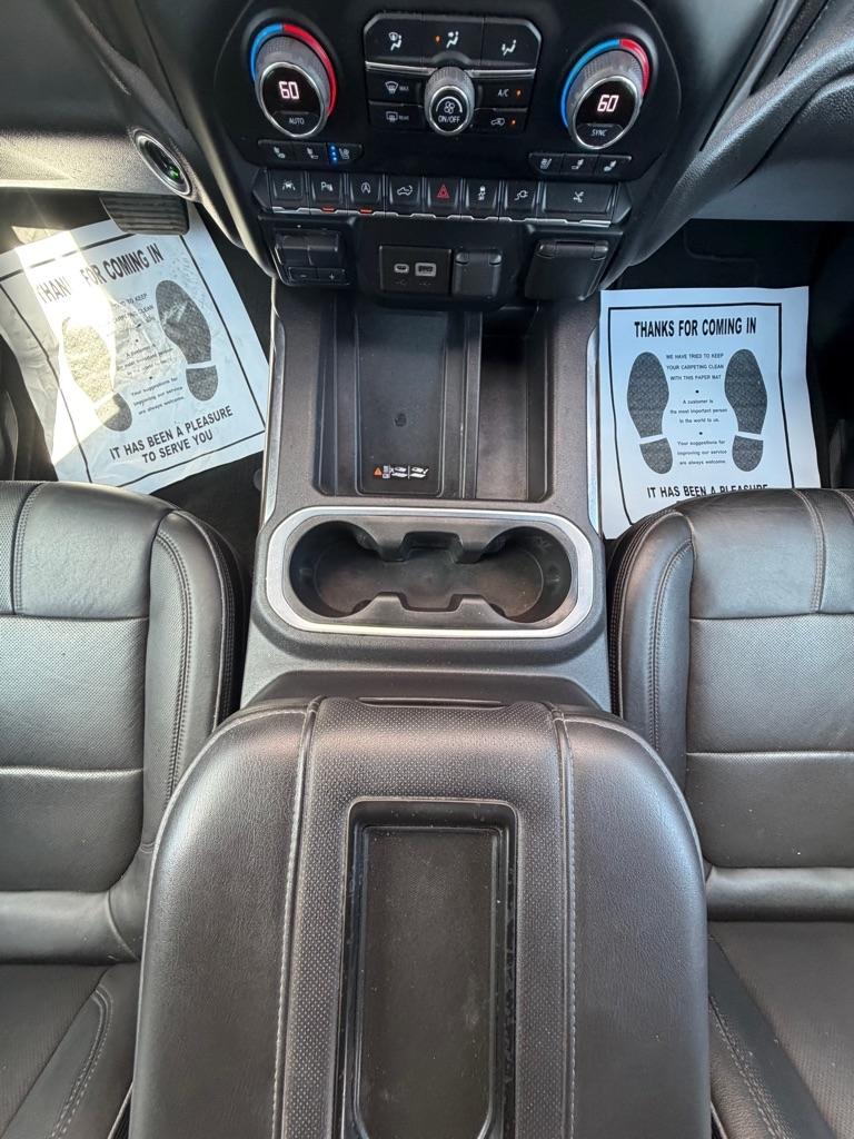Chevrolet Silverado 1500 4WD Crew Cab 147" High Country 2022
