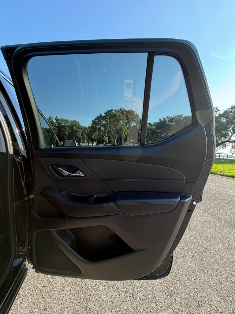 Chevrolet Traverse AWD 4dr LT Leather 2021