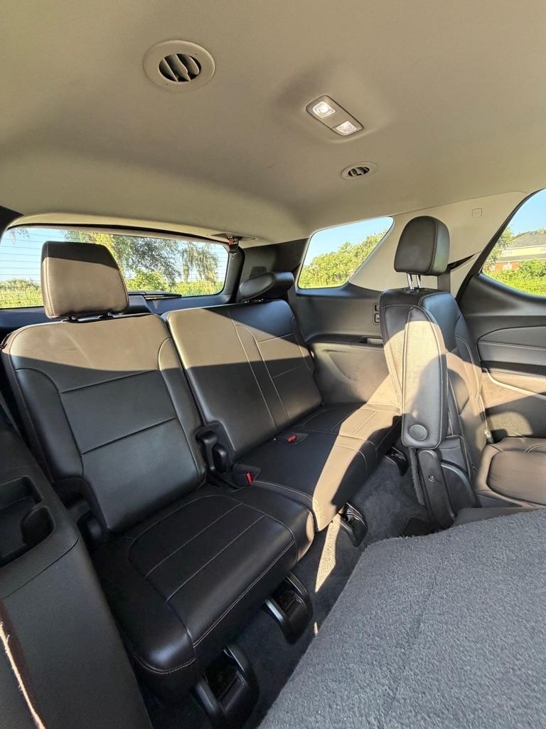 Chevrolet Traverse AWD 4dr LT Leather 2021