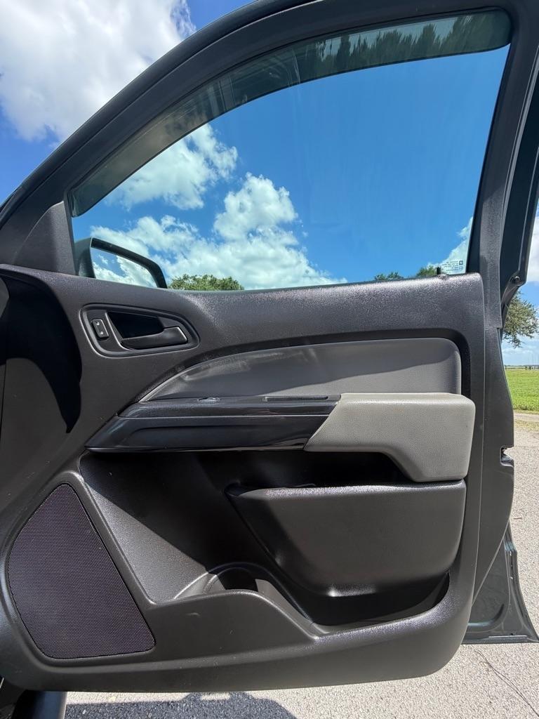 Chevrolet Colorado 2WD Crew Cab 128.3" WT 2017