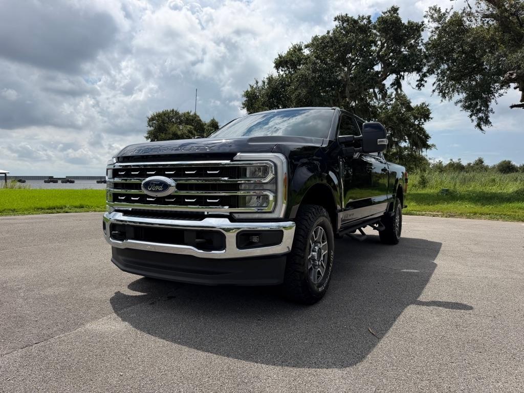 Ford Super Duty F-250 SRW Lariat 4WD Crew Cab 6.75' Box 2024