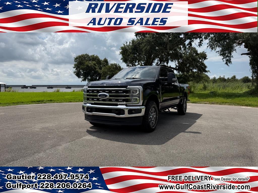 Ford Super Duty F-250 SRW Lariat 4WD Crew Cab 6.75' Box 2024