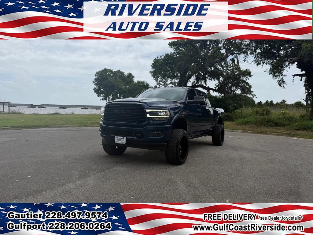 2022 RAM 3500 Laramie 4x4 Mega Cab