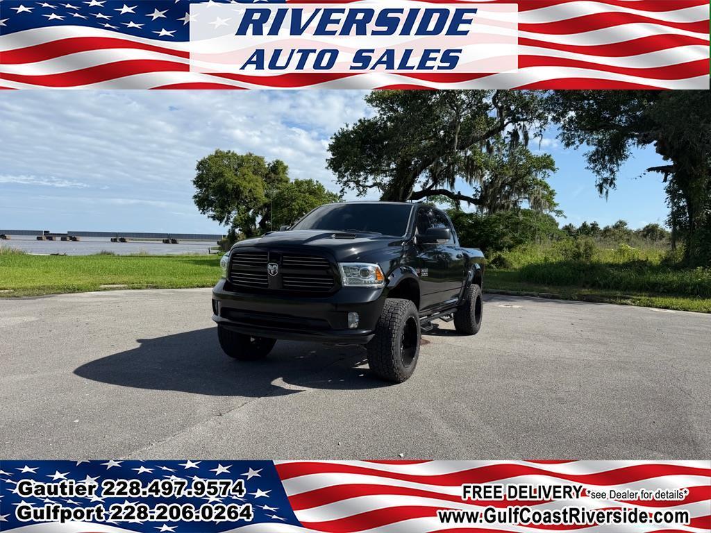 2015 RAM 1500 4WD Crew Cab Sport