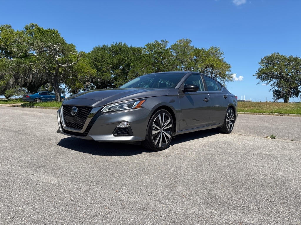 Nissan Altima 2.5 SR Sedan 2022