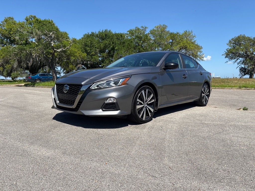 Nissan Altima 2.5 SR Sedan 2022