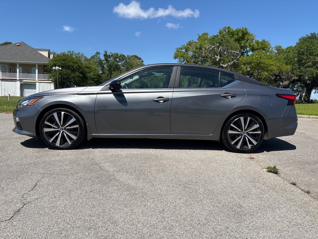 Nissan Altima 2.5 SR Sedan 2022