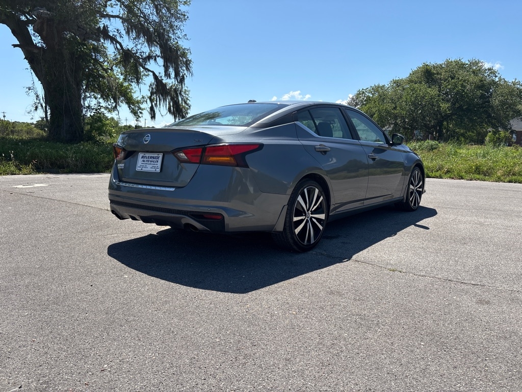 Nissan Altima 2.5 SR Sedan 2022