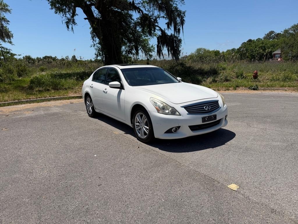 Infiniti G37 Sedan 4dr x AWD 2013
