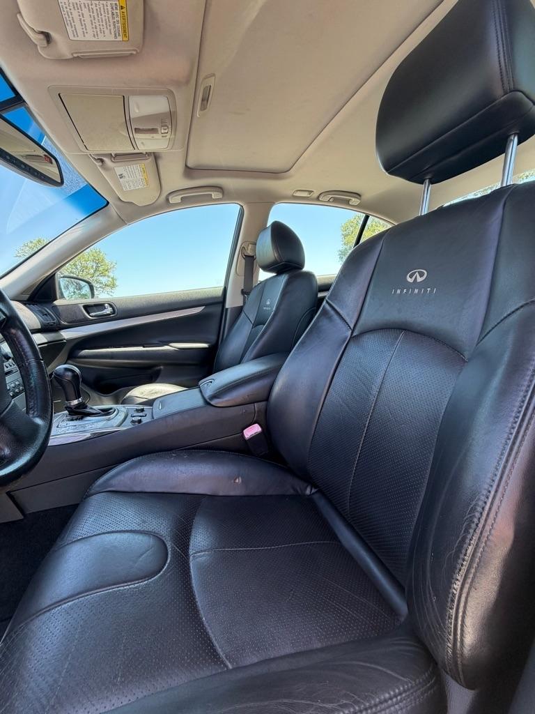 Infiniti G37 Sedan 4dr x AWD 2013