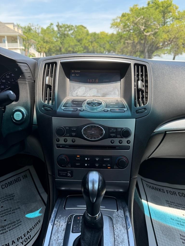 Infiniti G37 Sedan 4dr x AWD 2013