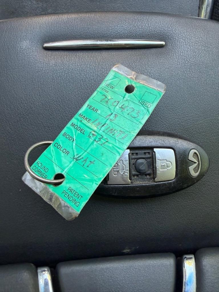 Infiniti G37 Sedan 4dr x AWD 2013