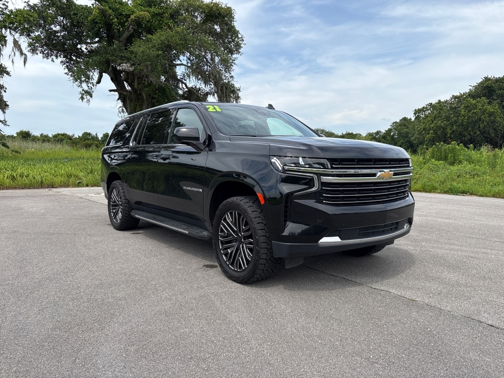 Chevrolet Suburban LT 2021