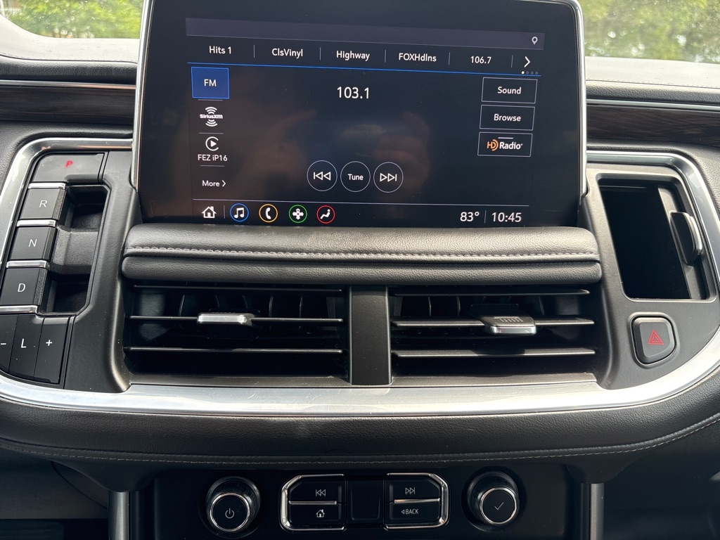 Chevrolet Suburban LT 2021