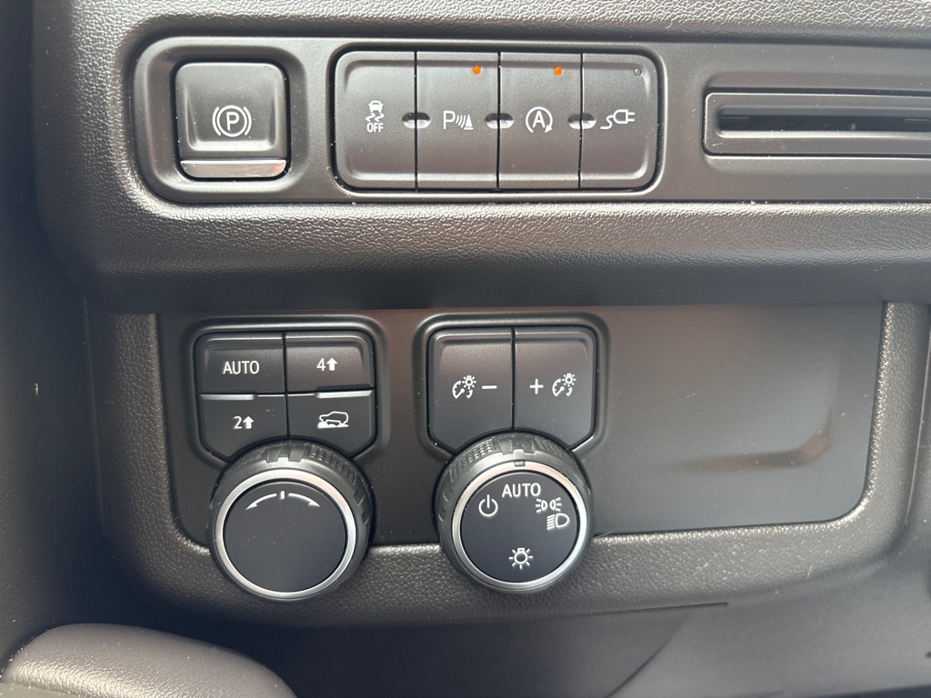 Chevrolet Suburban LT 2021