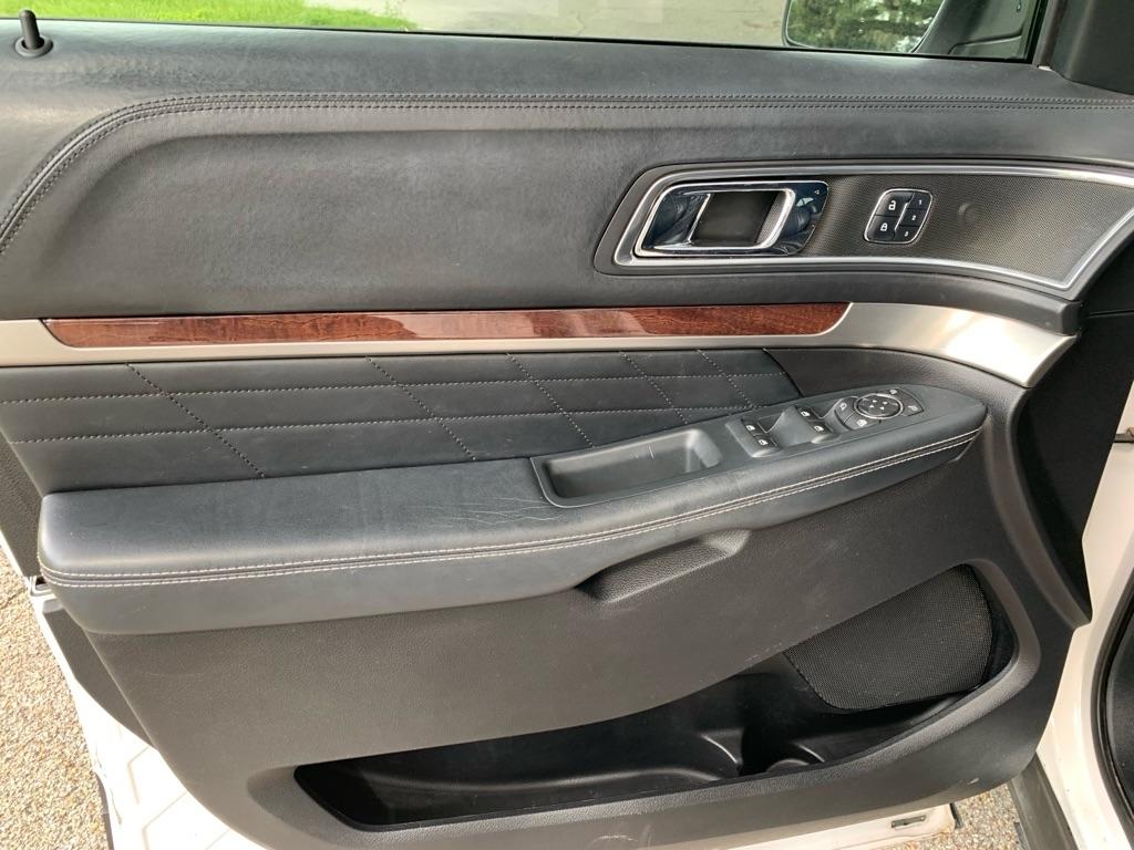 Ford Explorer Platinum 4WD 2018