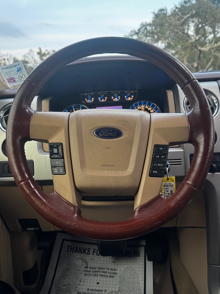 Ford F-150 4WD SuperCrew 145" King Ranch 2013