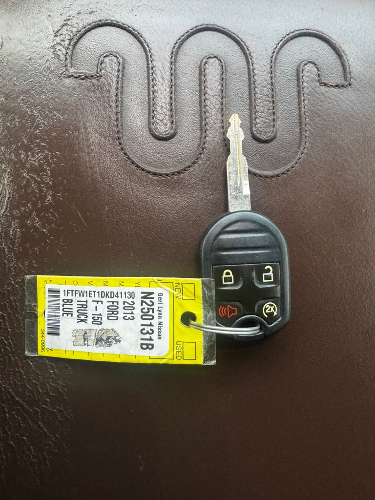 Ford F-150 4WD SuperCrew 145" King Ranch 2013