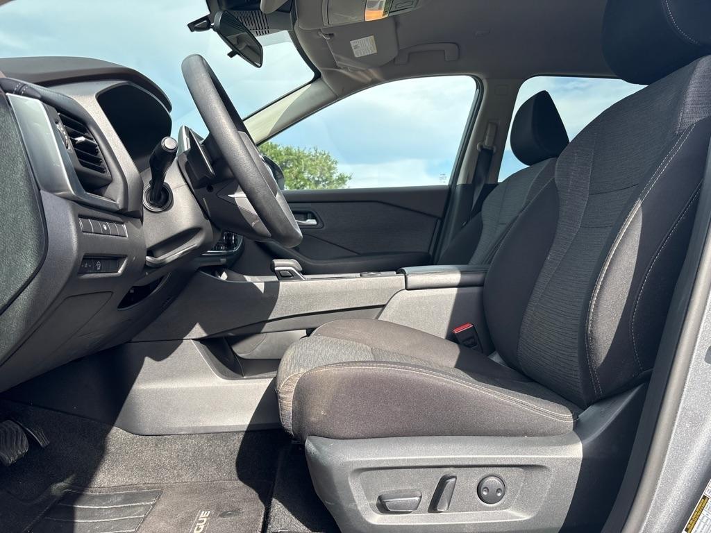 Nissan Rogue AWD SV 2023