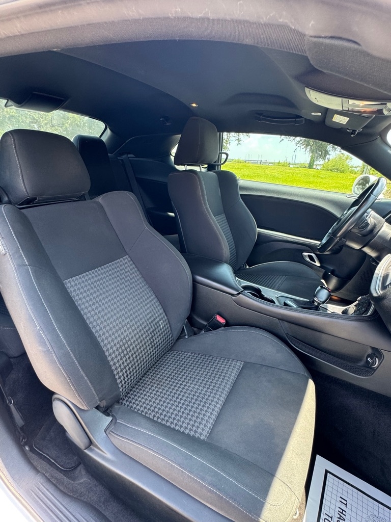 Dodge Challenger GT RWD 2019