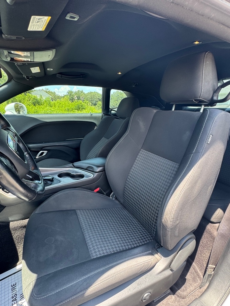 Dodge Challenger GT RWD 2019