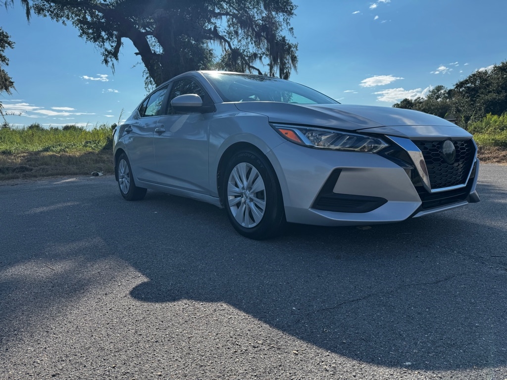 Nissan Sentra S CVT 2022