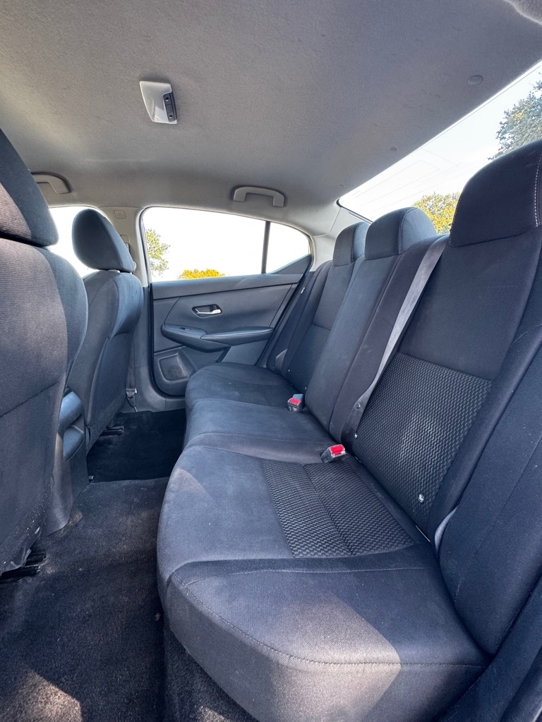 Nissan Sentra S CVT 2022