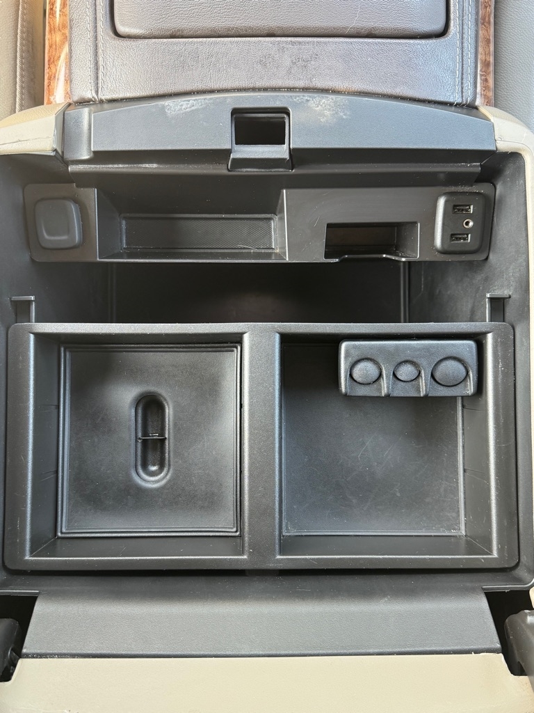 Chevrolet Tahoe 2WD 4dr Premier 2019