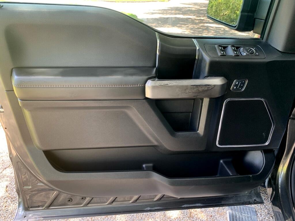 Ford F-150 Platinum 4WD SuperCrew 5.5' Box 2018 Ford F-150 Platinum 4WD SuperCrew 5.5' Box 2018