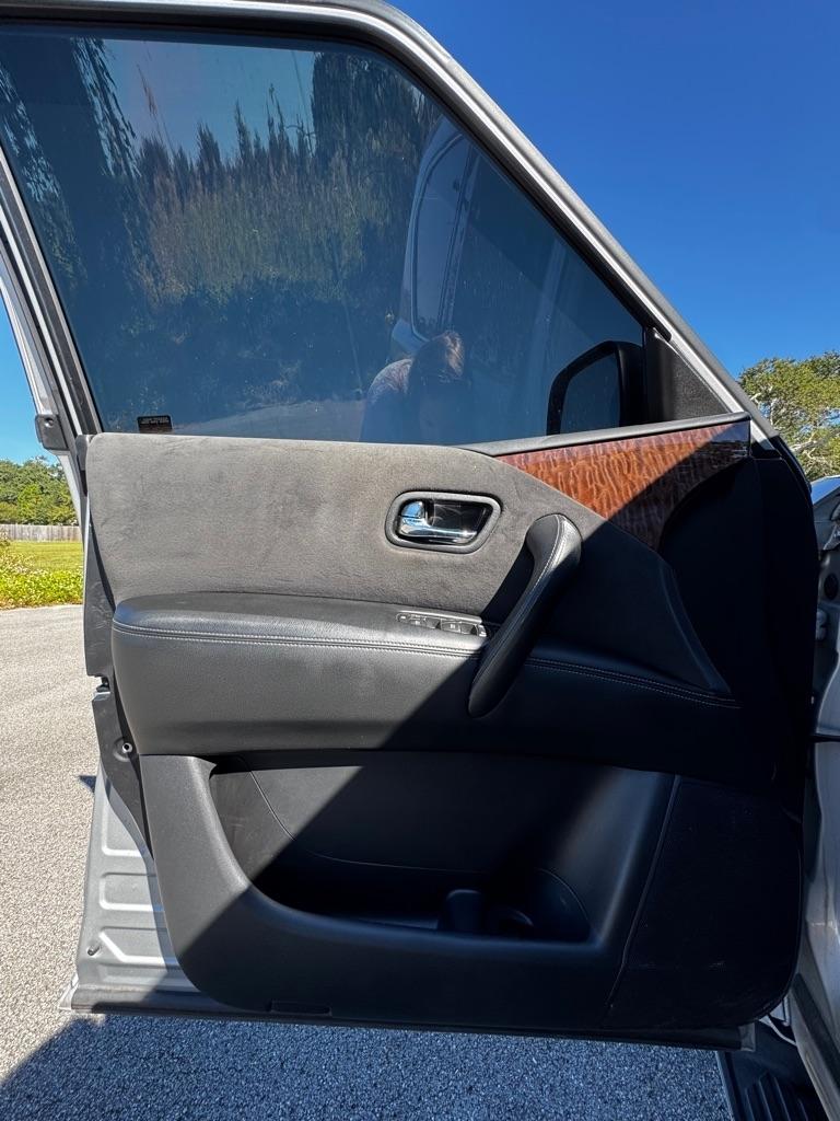 Nissan Armada 4x2 SV 2020