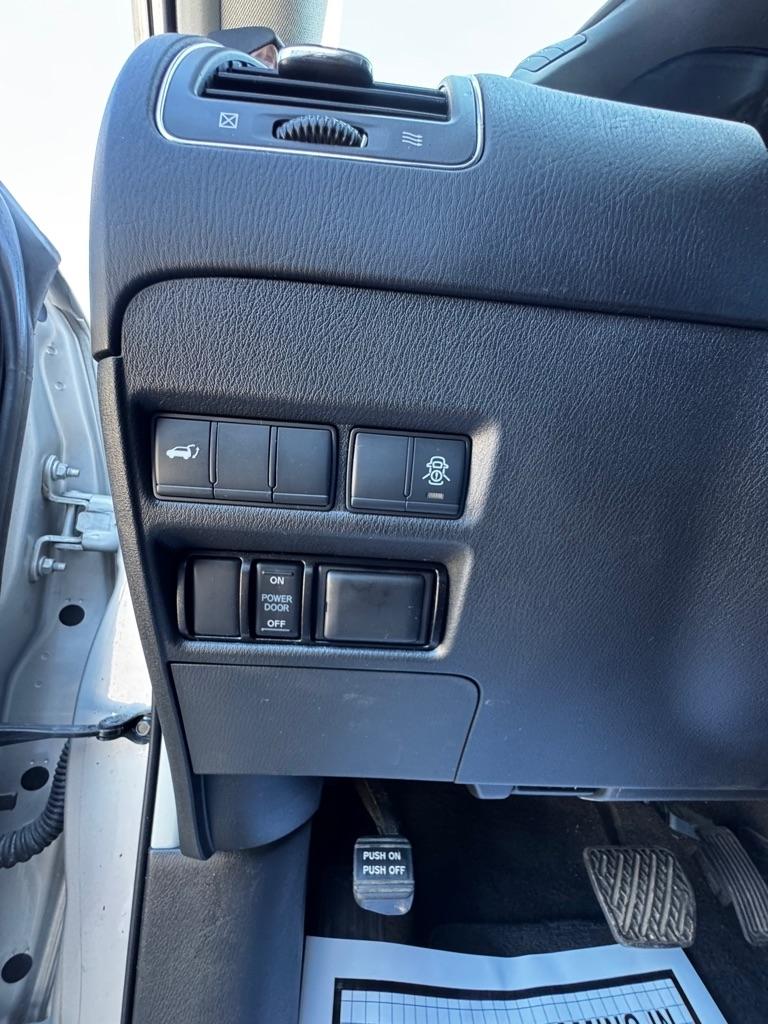Nissan Armada 4x2 SV 2020