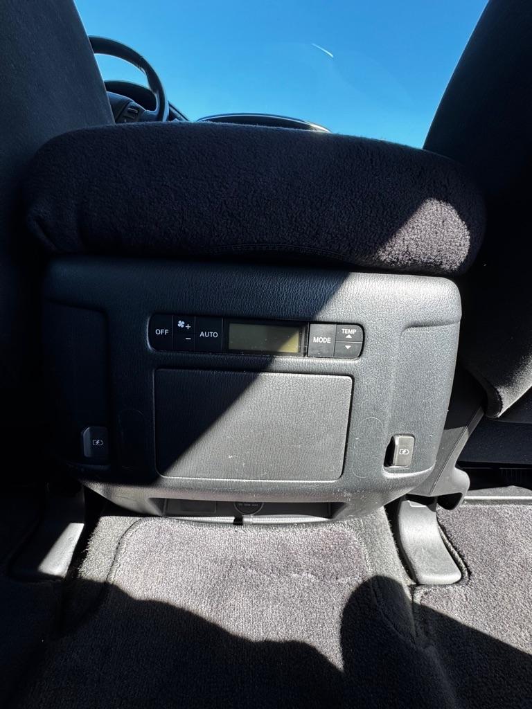 Nissan Armada 4x2 SV 2020