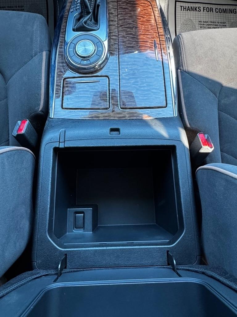 Nissan Armada 4x2 SV 2020